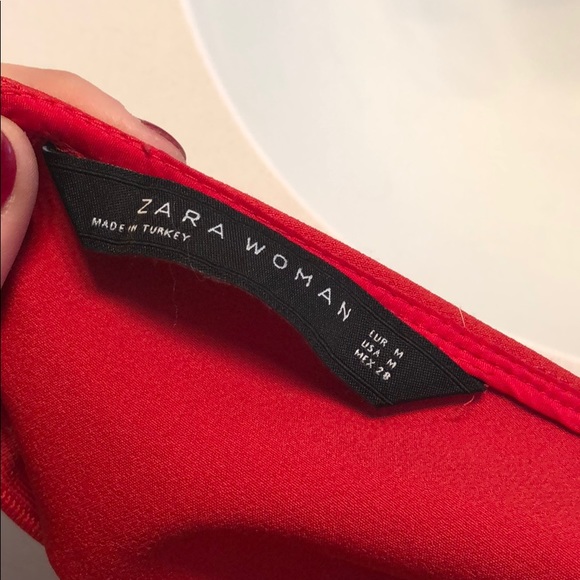 Zara Red Mini - Picture 4 of 4